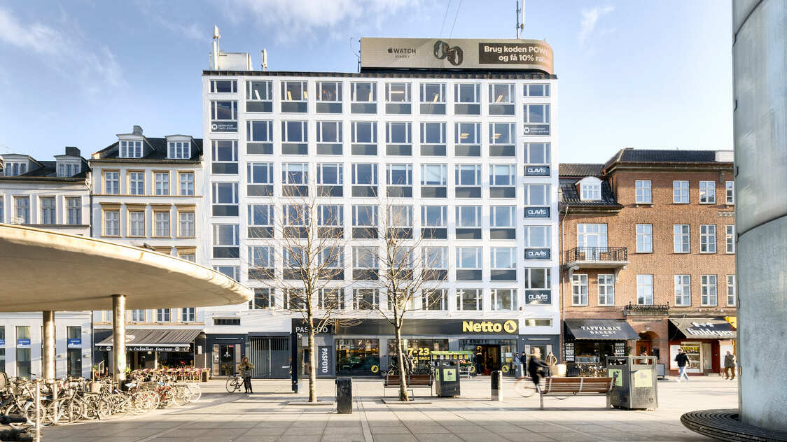 Facaden til kontoret på Nørre Voldgade 94-96, 1. sal, 1358 København K | Billede til print