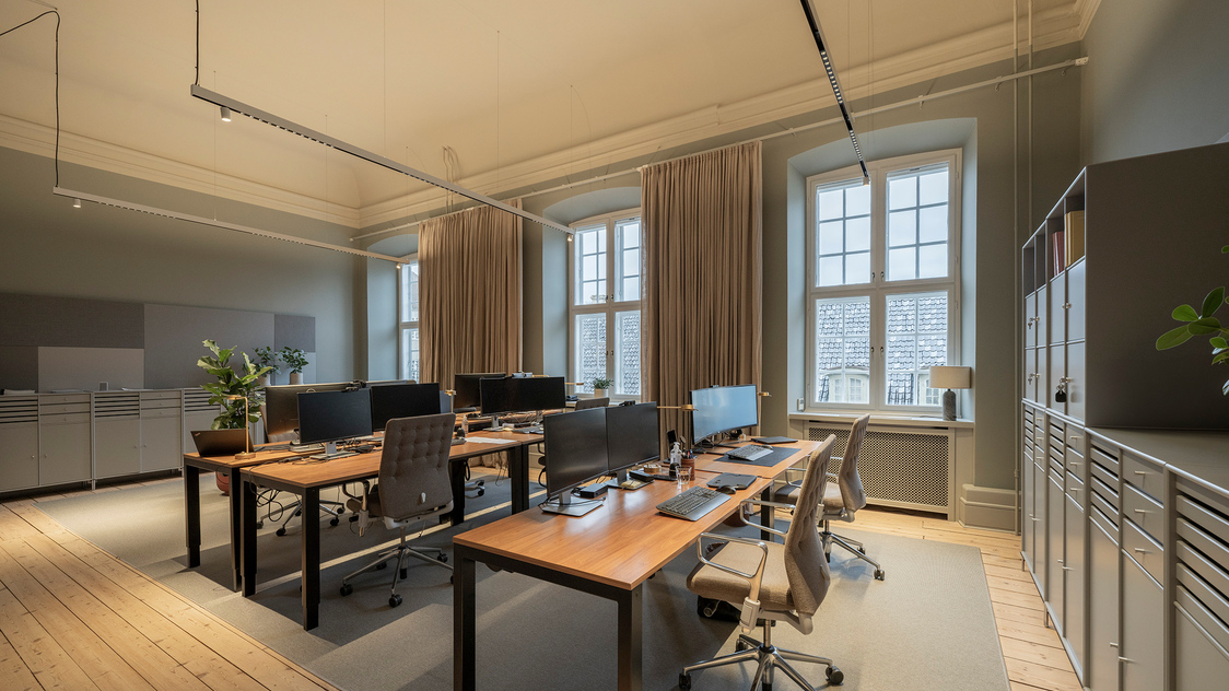 Kontorlokale i kontorlejemålet i København K på Amaliegade 27, 1. sal. | Billede til print