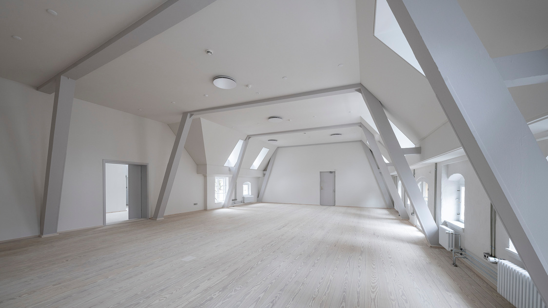 Stort åben kontorareal på Kompagnistræde 39, 3. sal, 1208 København K | Billede til print