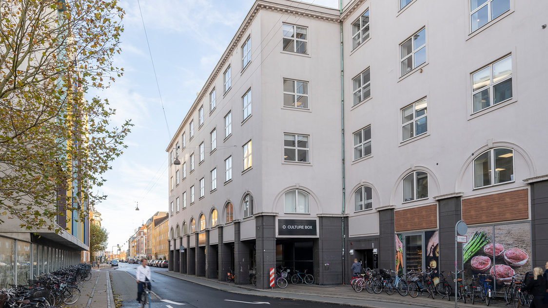 Facaden til kontoret på Kronprinsessegade 54, 5. tv. & 6. sal, 1306 København K | Billede til print