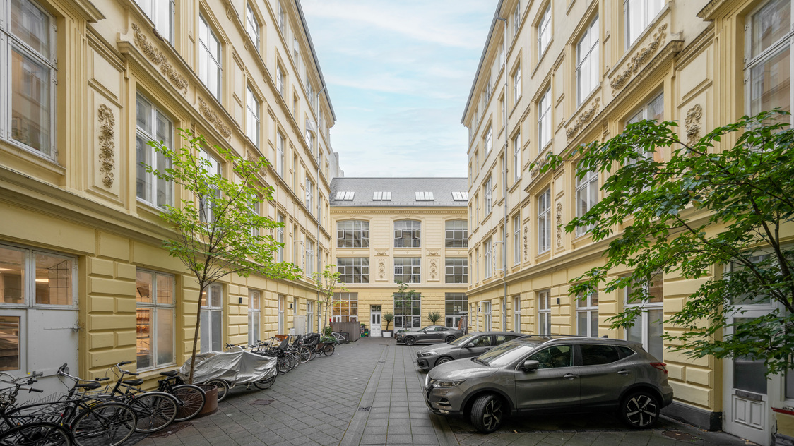 Facade til kontor på Bredgade 65, 2. tv., 1260 København K | Billede til print