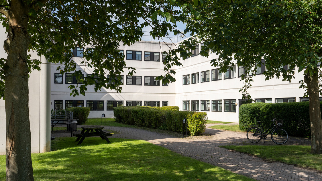 Facade til kontor på Herstedøstervej 27-29D, st., LM 3, 2620 Albertslund | Billede til print