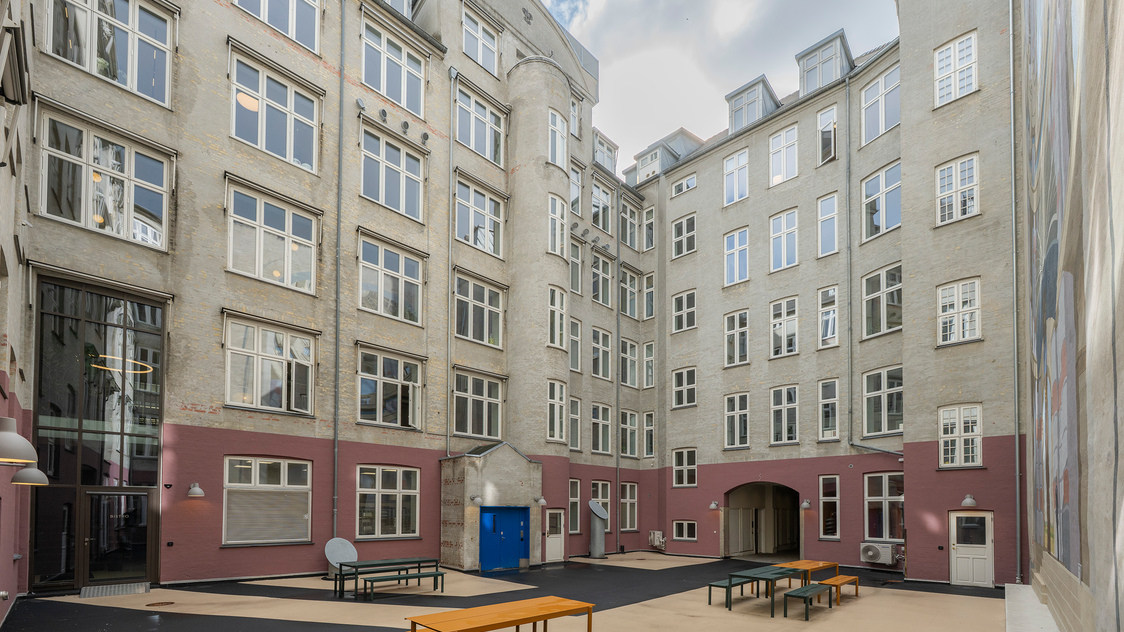 Facaden til lageret på Farvergade 17, kælder, LM 803, 1468 København K | Billede til print