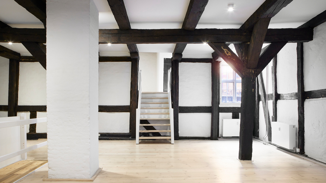 Trappe til kontorlokale på Lille Strandstræde 6A, Parterre & st., 1254 København K | Billede til print