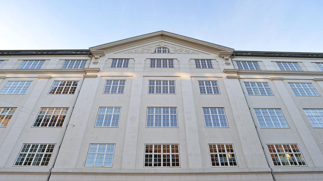 Facade - Dampfærgevej 27-29, Kld. Rum 2. | Billede til print