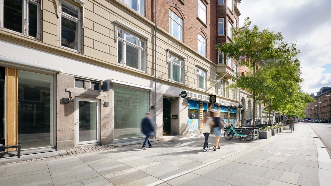 Gadebillede foran Vester Voldgade 7, st. th., 1552 København V | Billede til print