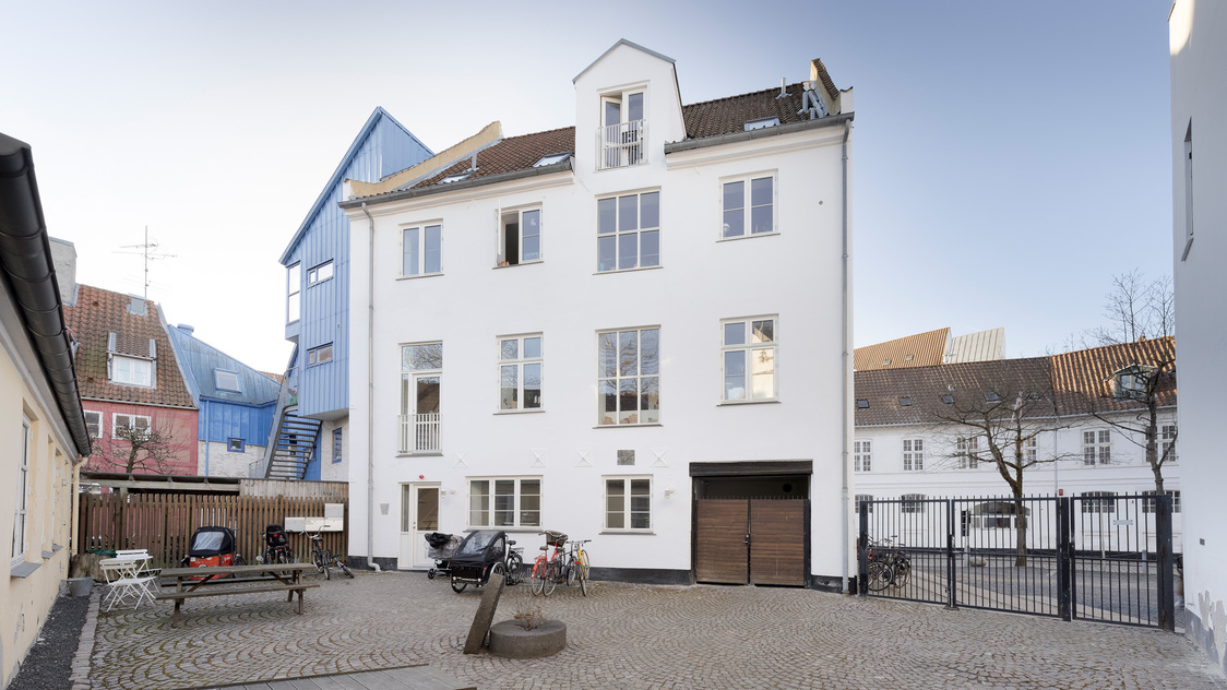 Facade - Store Søndervoldstræde 20, 3. sal | Billede til print