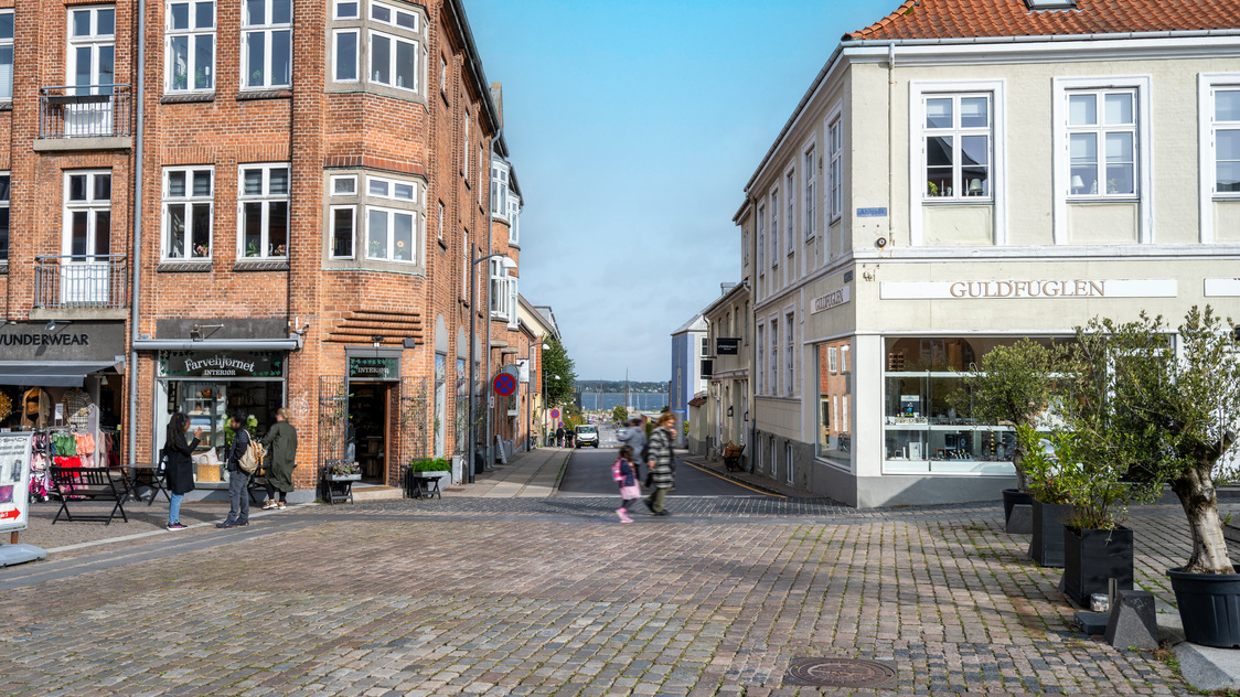 Byliv til kontor på Ahlgade 63, 3. sal, LM 3.5, 4300 Holbæk | Billede til print