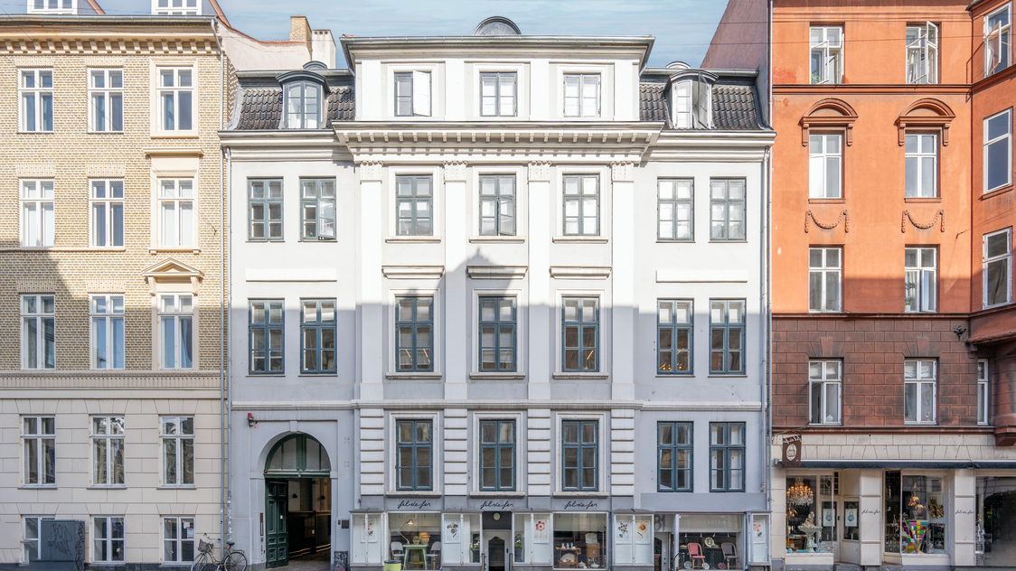 Facade - Store Kongensgade 81, parterre | Billede til print