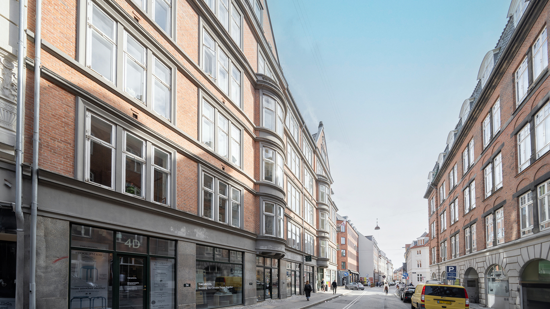 Facaden på butikken på Farvergade i København K | Billede til print